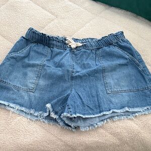 No Boundaries Blue Jean Shorts with Frayed Hem
